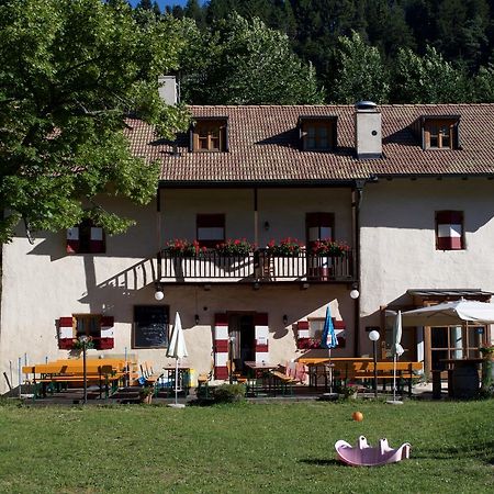 Hotel Zur Kirche Magre all' Adige Zewnętrze zdjęcie
