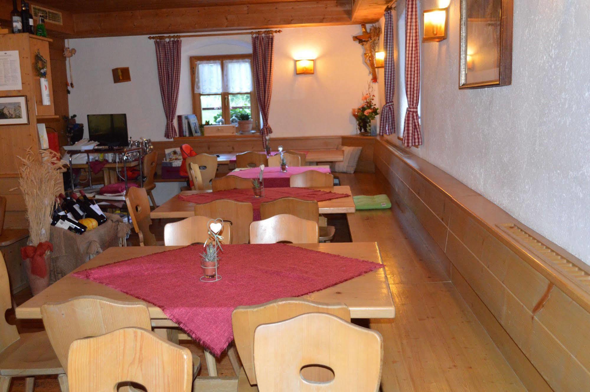 Hotel Zur Kirche Magre all' Adige Zewnętrze zdjęcie